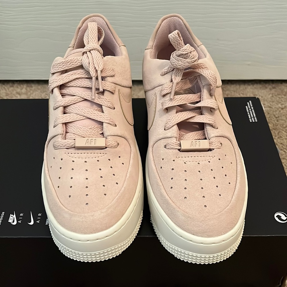 Nike W AF1 SAGE LOW SIZE 7